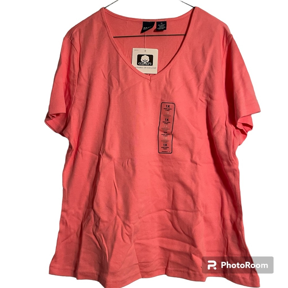 Only 1 Left! Women’s 100% Cotton V Neck T shirt